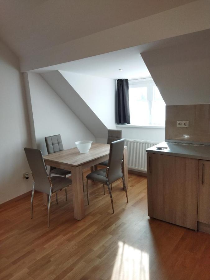 Fabi 2 Apartment Heviz Luaran gambar