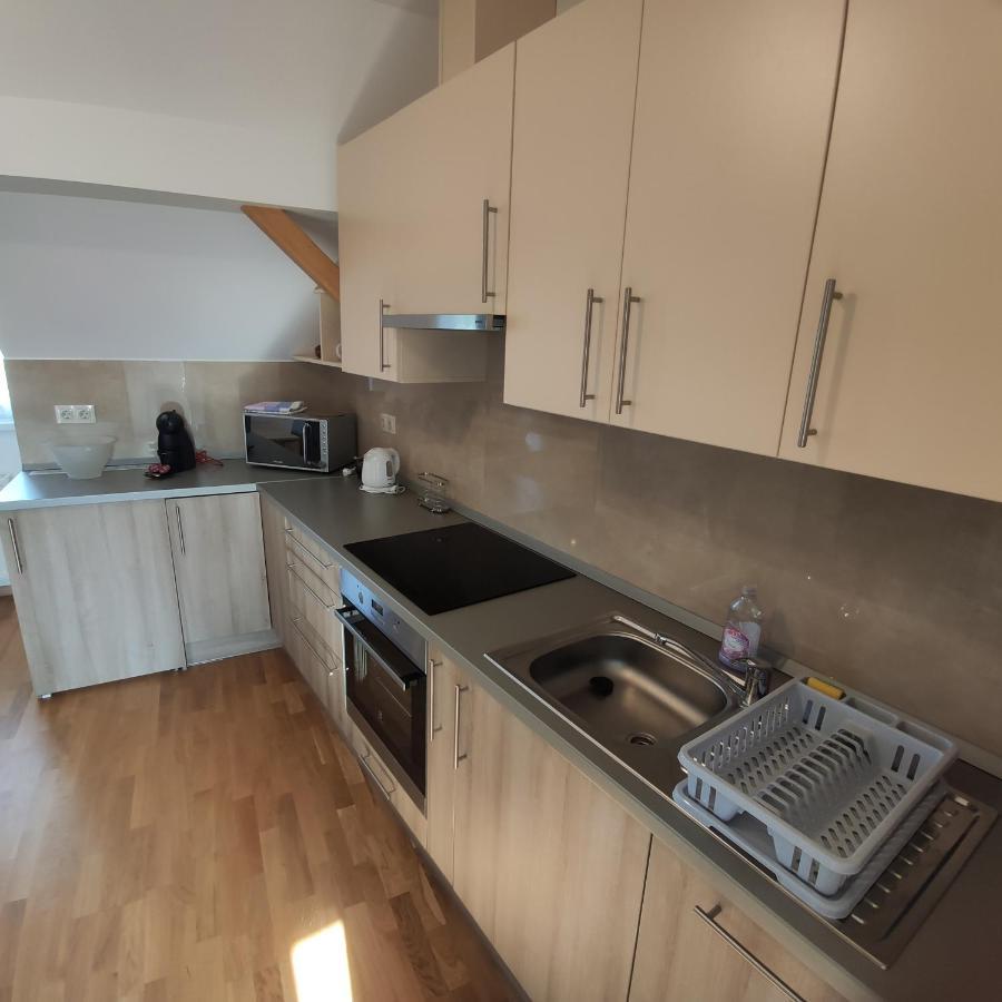 Fabi 2 Apartment Heviz Luaran gambar