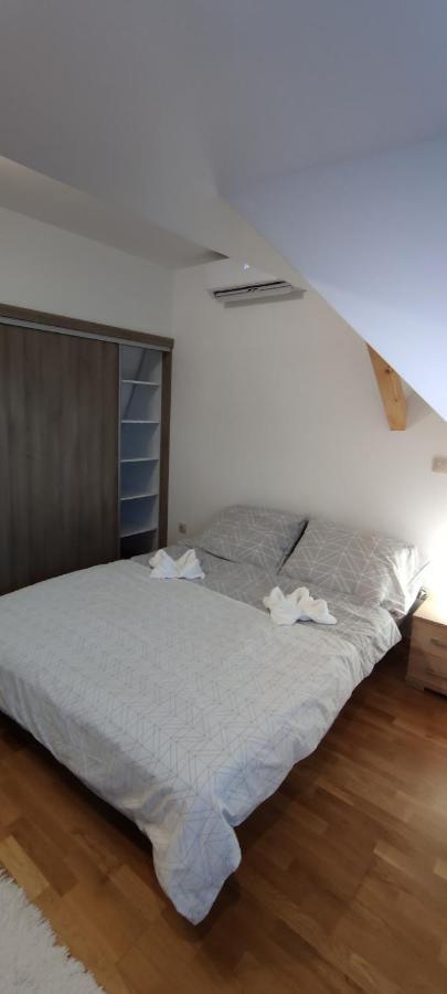 Fabi 2 Apartment Heviz Luaran gambar